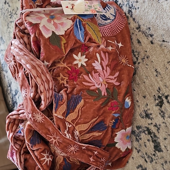 Johnny Was Celestin Velvet Tote - Rare - EUC - Price Firm - Picture 16 of 17